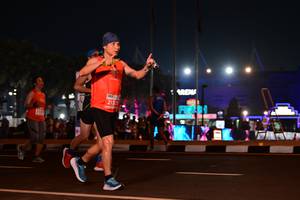 BIB: 2135
                            <button type="button" onclick="openModal(15100132)" class="btn btn-primary btn-sm float-right btn-popup" data-toggle="modal" data-target=".modal-high-quality">
                        <i class="fas fa-shopping-cart"></i> Add to Cart
                    </button>
                                            <button type="button" onclick="isThisMe(15100132, true)" class="btn btn-success btn-sm float-right btn-popup btn-isme hidden" data-toggle="tooltip" data-placement="bottom" title="นี่คือรูปของคุณใช่ไหม คลิกที่นี่เพื่อเอาเข้าอัลบั้ม">
                        <i class="fas fa-plus"></i> Add to album
                    </button>
                    <button type="button" onclick="isThisMe(15100132, false)" class="btn btn-warning btn-sm float-right btn-popup btn-isnotme hidden">
                        <i class="fas fa-ban"></i> Remove from album
                    </button>